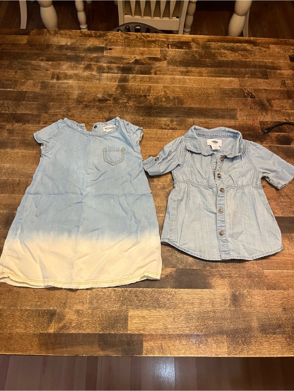 Baby girl Light Blue Denim Girls' Dress & Shirt. Size 12-18 months